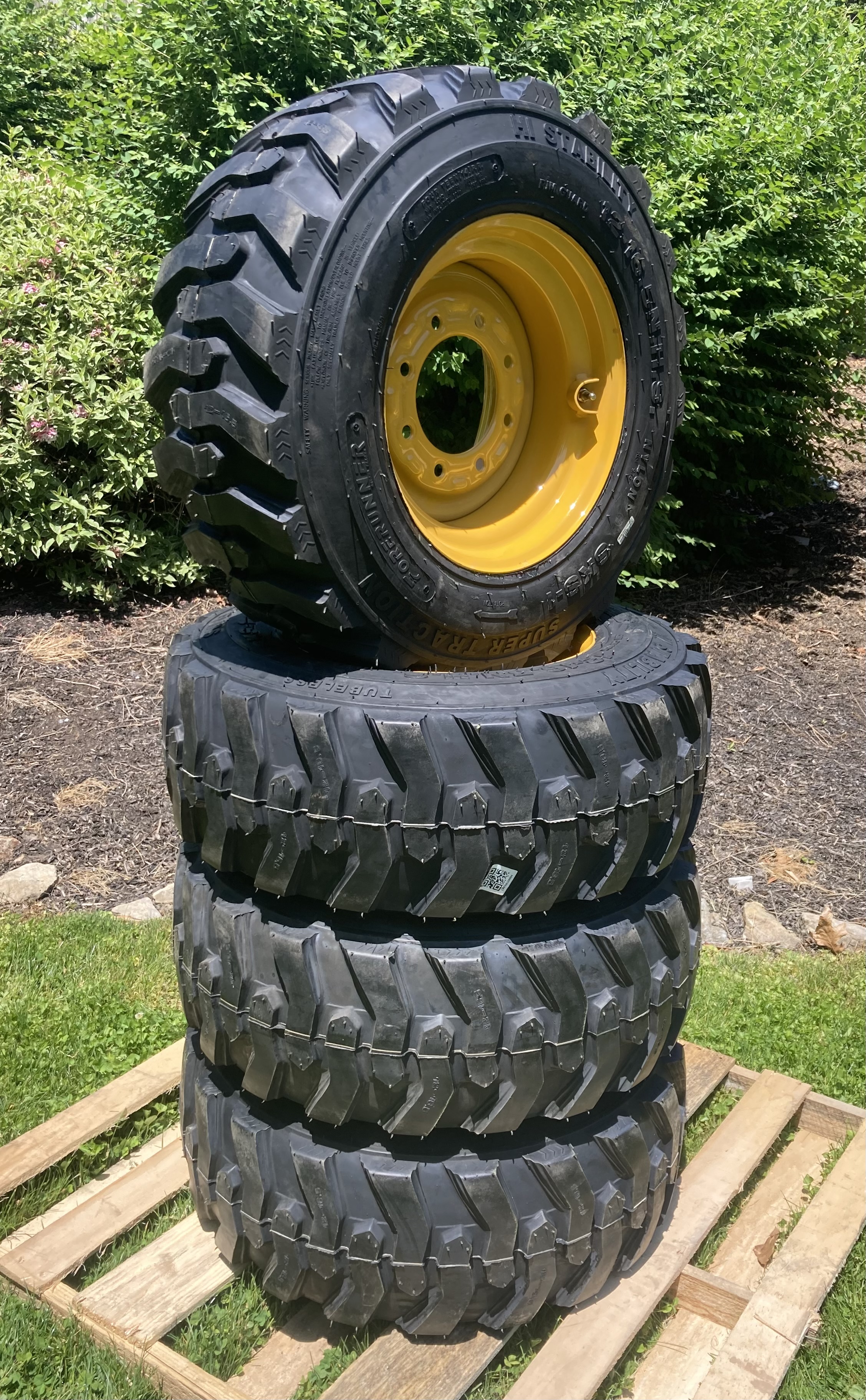 12-16.5 SKS-1 Skid Steer Tires and Rims for John Deere,Mustang & more ...